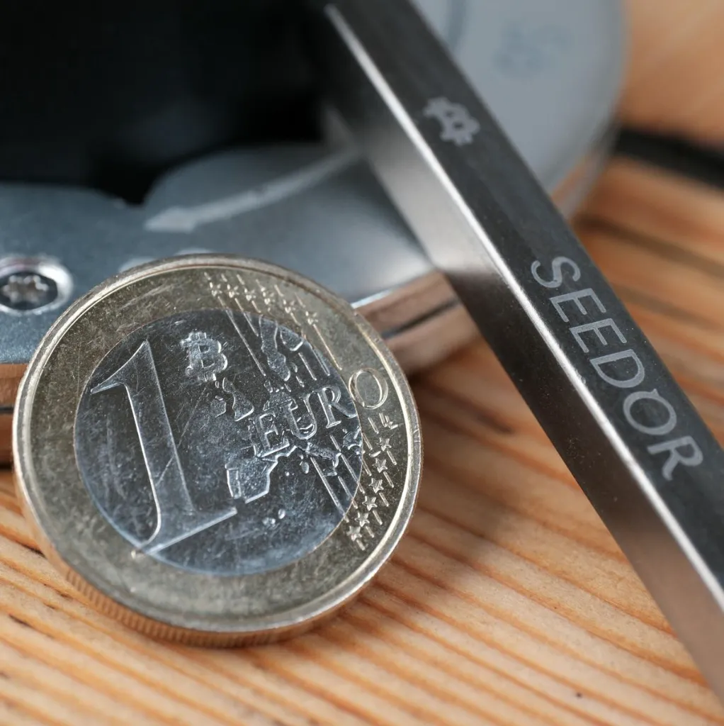 01_Seedor-Bitcoin-Punch (5).webp