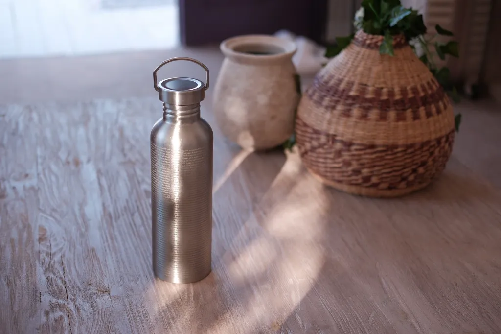 02_01_Bitcoin-Bottle-BIP39-SEEDOR-Steel-Mood (1).webp