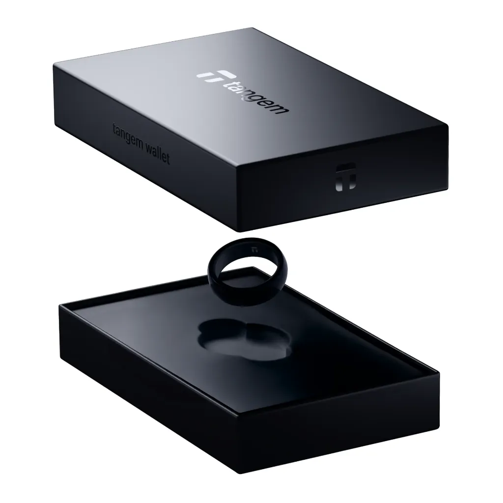 tangem-ring-packaging-open.webp