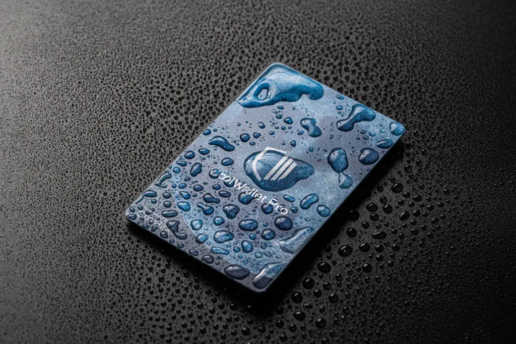 coolwallet-pro-water-resistant.webp